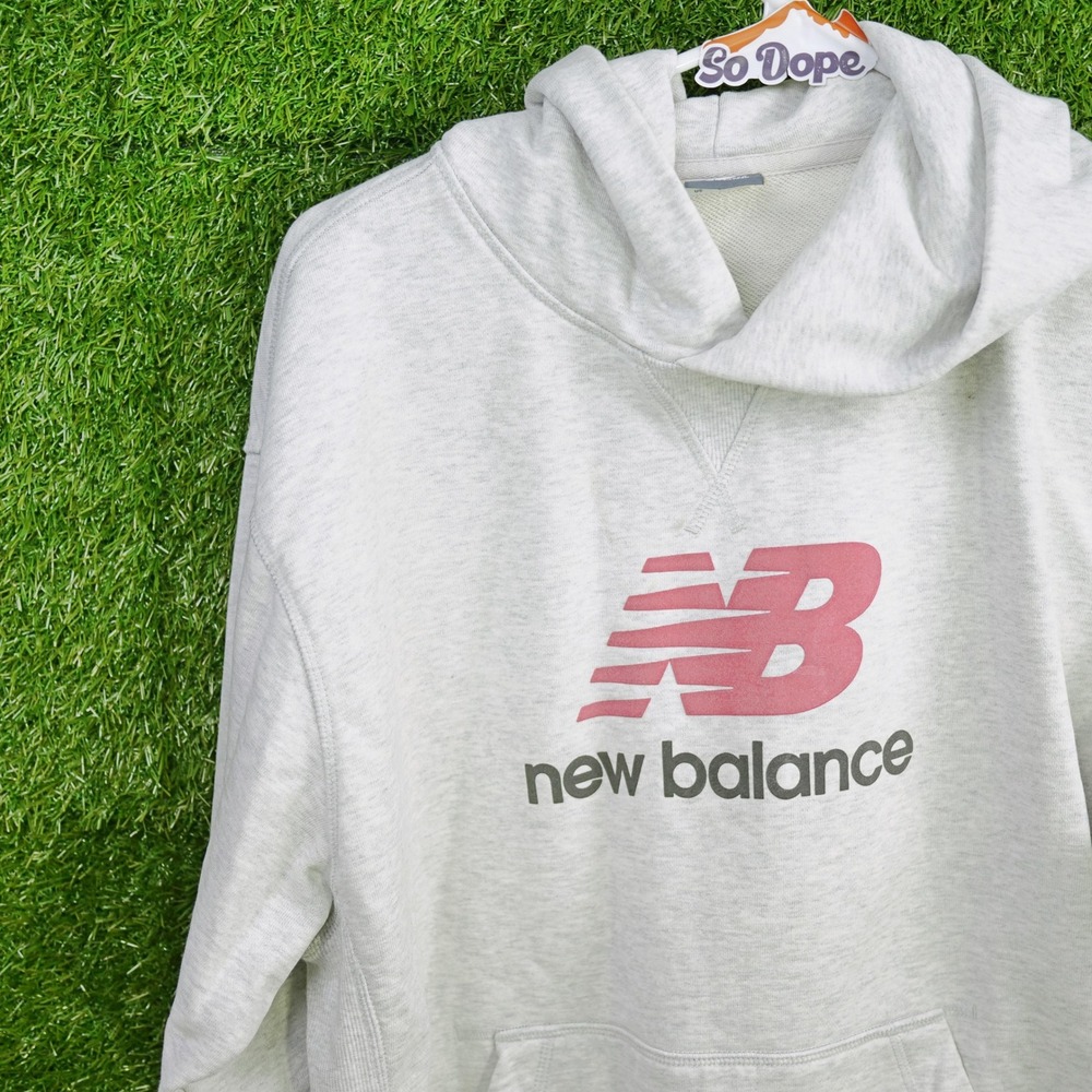 New Balance Athletics French Terry logo Hoodie  - Mens Size M